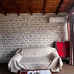 Ballkoni I Gorices Πανσιόν