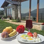 Ballkoni I Gorices Πανσιόν