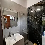 Ballkoni I Gorices Πανσιόν