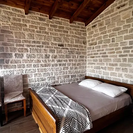 Ballkoni I Gorices 3*