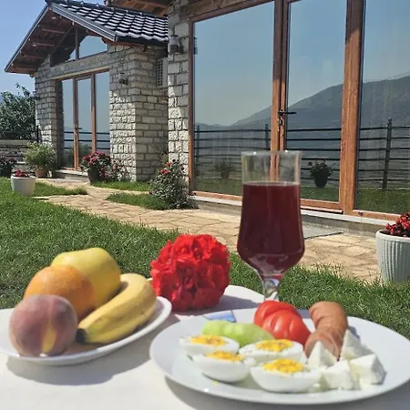 Ballkoni I Gorices 게스트하우스